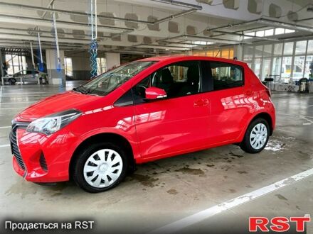 Червоний Тойота Яріс, об'ємом двигуна 1.3 л та пробігом 35 тис. км за 12300 $, фото 1 на Automoto.ua