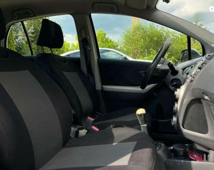 Тойота Ярис, объемом двигателя 1.3 л и пробегом 140 тыс. км за 6000 $, фото 8 на Automoto.ua