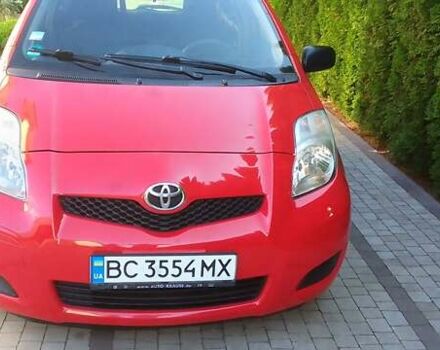 Тойота Ярис, объемом двигателя 1 л и пробегом 182 тыс. км за 4300 $, фото 1 на Automoto.ua