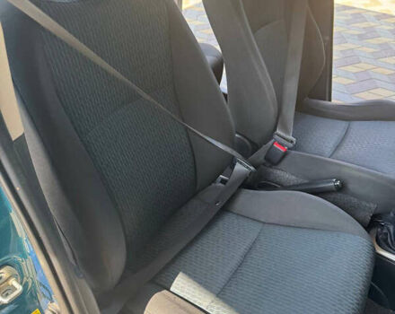 Тойота Ярис, объемом двигателя 1.4 л и пробегом 183 тыс. км за 7500 $, фото 12 на Automoto.ua