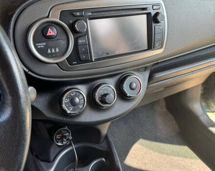 Тойота Ярис, объемом двигателя 1.4 л и пробегом 183 тыс. км за 7500 $, фото 17 на Automoto.ua