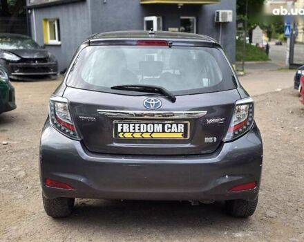 Тойота Яріс, об'ємом двигуна 0 л та пробігом 162 тис. км за 10000 $, фото 4 на Automoto.ua