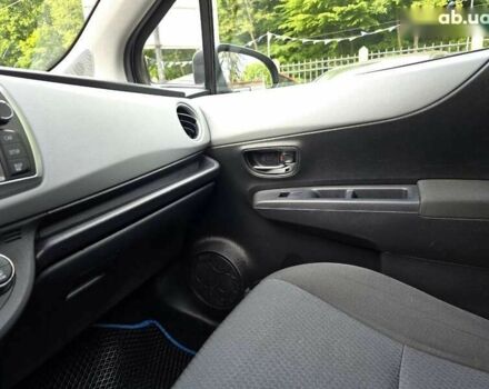 Тойота Яріс, об'ємом двигуна 0 л та пробігом 162 тис. км за 10000 $, фото 12 на Automoto.ua