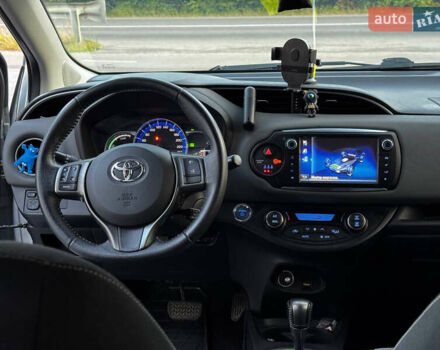 Тойота Ярис, объемом двигателя 1.5 л и пробегом 217 тыс. км за 10900 $, фото 7 на Automoto.ua