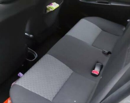 Тойота Яріс, об'ємом двигуна 1.5 л та пробігом 115 тис. км за 14499 $, фото 4 на Automoto.ua