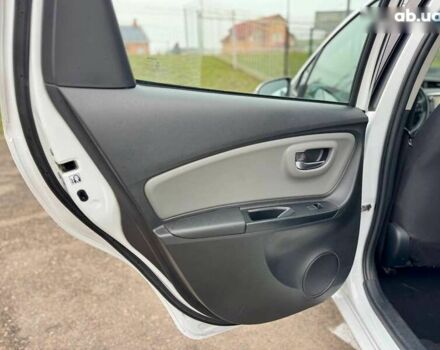 Тойота Ярис, объемом двигателя 0 л и пробегом 52 тыс. км за 15400 $, фото 27 на Automoto.ua