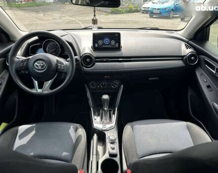 Тойота Ярис, объемом двигателя 1.5 л и пробегом 85 тыс. км за 11490 $, фото 25 на Automoto.ua