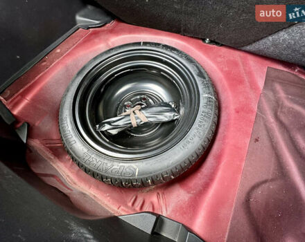 Тойота Ярис 2019 в Виннице на Automoto.ua Тойота Ярис, объемом двигателя 1.5 л и пробегом 85 тыс. км за 13990 $, фото 45 на Automoto.ua