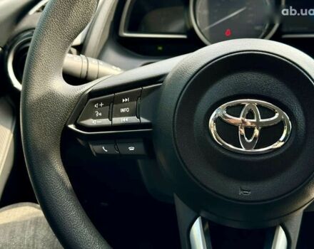 Тойота Ярис, объемом двигателя 1.5 л и пробегом 85 тыс. км за 13990 $, фото 21 на Automoto.ua