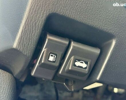 Тойота Ярис, объемом двигателя 1.5 л и пробегом 85 тыс. км за 13990 $, фото 20 на Automoto.ua