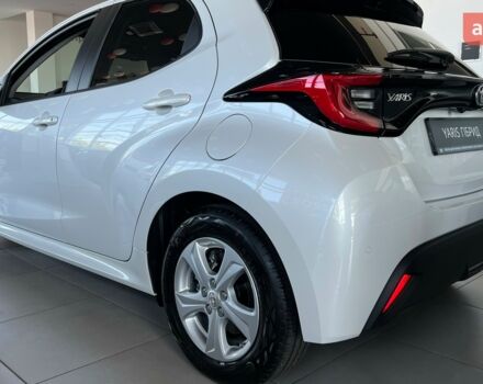 Тойота Яріс, об'ємом двигуна 1490 л та пробігом 0 тис. км за 28152 $, фото 5 на Automoto.ua