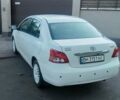 Тойота Ярис, объемом двигателя 1.5 л и пробегом 116 тыс. км за 5600 $, фото 2 на Automoto.ua