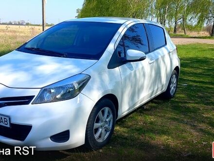Тойота Ярис 2013 в Переяславе-Хмельницком на Automoto.ua Тойота Ярис, объемом двигателя 1.3 л и пробегом 234 тыс. км за 7400 $, фото 1 на Automoto.ua