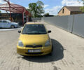 Желтый Тойота Ярис, объемом двигателя 1.3 л и пробегом 250 тыс. км за 3500 $, фото 12 на Automoto.ua
