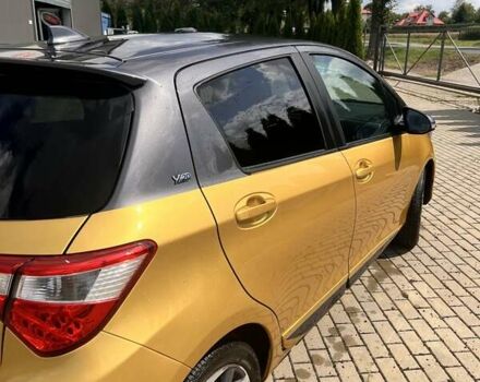 Жовтий Тойота Яріс, об'ємом двигуна 1.5 л та пробігом 29 тис. км за 16000 $, фото 6 на Automoto.ua