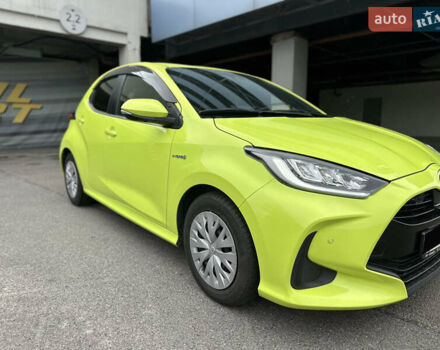 Тойота Ярис 2021 в Киеве на Automoto.ua Желтый Тойота Ярис, объемом двигателя 1.5 л и пробегом 129 тыс. км за 17500 $, фото 1 на Automoto.ua