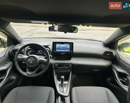 Тойота Ярис 2021 в Киеве на Automoto.ua Желтый Тойота Ярис, объемом двигателя 1.5 л и пробегом 129 тыс. км за 17500 $, фото 14 на Automoto.ua