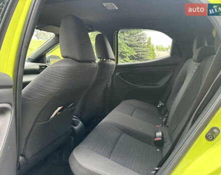 Тойота Ярис 2021 в Киеве на Automoto.ua Желтый Тойота Ярис, объемом двигателя 1.5 л и пробегом 129 тыс. км за 17500 $, фото 11 на Automoto.ua