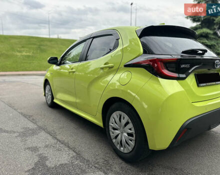 Тойота Ярис 2021 в Киеве на Automoto.ua Желтый Тойота Ярис, объемом двигателя 1.5 л и пробегом 129 тыс. км за 17500 $, фото 6 на Automoto.ua