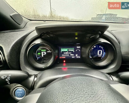 Желтый Тойота Ярис, объемом двигателя 1.5 л и пробегом 120 тыс. км за 16400 $, фото 18 на Automoto.ua