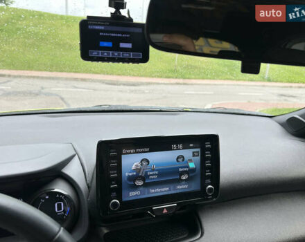 Тойота Ярис 2021 в Киеве на Automoto.ua Желтый Тойота Ярис, объемом двигателя 1.5 л и пробегом 129 тыс. км за 17500 $, фото 32 на Automoto.ua