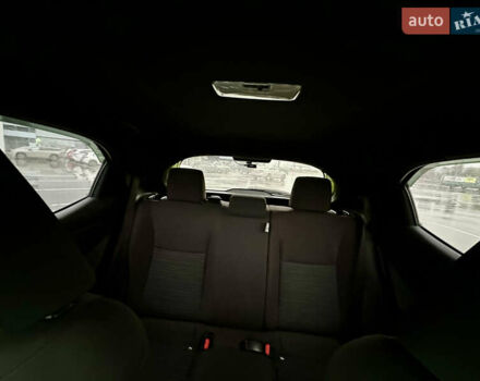 Желтый Тойота Ярис, объемом двигателя 1.5 л и пробегом 120 тыс. км за 16400 $, фото 17 на Automoto.ua