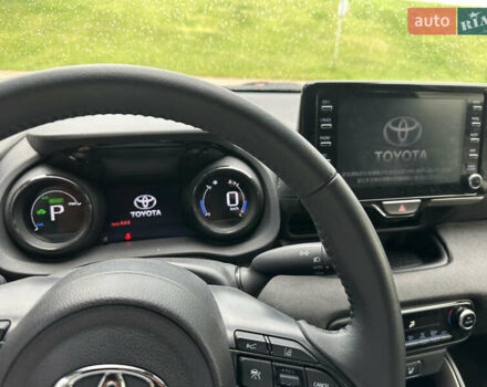 Тойота Ярис 2021 в Киеве на Automoto.ua Желтый Тойота Ярис, объемом двигателя 1.5 л и пробегом 129 тыс. км за 17500 $, фото 30 на Automoto.ua