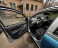 Серый Тойота Ярис, объемом двигателя 1 л и пробегом 300 тыс. км за 2000 $, фото 3 на Automoto.ua