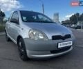 Серый Тойота Ярис, объемом двигателя 1 л и пробегом 139 тыс. км за 4771 $, фото 4 на Automoto.ua