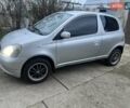 Серый Тойота Ярис, объемом двигателя 1 л и пробегом 250 тыс. км за 2150 $, фото 1 на Automoto.ua