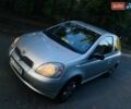Серый Тойота Ярис, объемом двигателя 1 л и пробегом 300 тыс. км за 2700 $, фото 1 на Automoto.ua