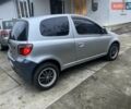 Серый Тойота Ярис, объемом двигателя 1 л и пробегом 250 тыс. км за 2150 $, фото 5 на Automoto.ua
