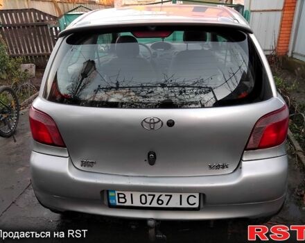 Сірий Тойота Яріс, об'ємом двигуна 1 л та пробігом 111 тис. км за 2700 $, фото 1 на Automoto.ua