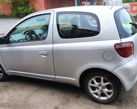 Тойота Яріс 2000 у Києві на Automoto.ua Сірий Тойота Яріс, об'ємом двигуна 1.3 л та пробігом 199 тис. км за 3500 $, фото 2 на Automoto.ua