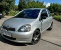 Сірий Тойота Яріс, об'ємом двигуна 1.3 л та пробігом 229 тис. км за 3800 $, фото 1 на Automoto.ua