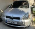 Сірий Тойота Яріс, об'ємом двигуна 1 л та пробігом 173 тис. км за 3800 $, фото 1 на Automoto.ua