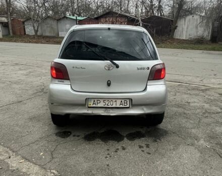 Серый Тойота Ярис, объемом двигателя 1.3 л и пробегом 192 тыс. км за 3200 $, фото 4 на Automoto.ua