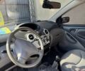 Серый Тойота Ярис, объемом двигателя 1 л и пробегом 173 тыс. км за 3800 $, фото 6 на Automoto.ua