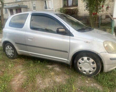 Серый Тойота Ярис, объемом двигателя 1 л и пробегом 3 тыс. км за 800 $, фото 1 на Automoto.ua