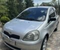 Серый Тойота Ярис, объемом двигателя 1 л и пробегом 193 тыс. км за 3800 $, фото 1 на Automoto.ua