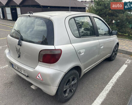 Тойота Яріс 2001 у Рівному на Automoto.ua Сірий Тойота Яріс, об'ємом двигуна 1.3 л та пробігом 236 тис. км за 2700 $, фото 5 на Automoto.ua