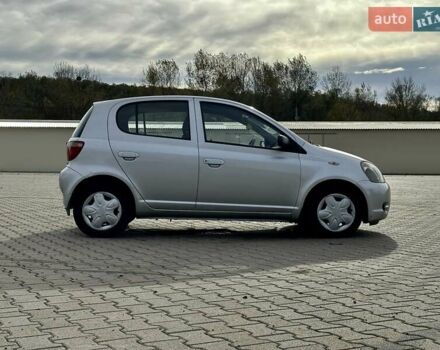 Серый Тойота Ярис, объемом двигателя 1 л и пробегом 271 тыс. км за 3500 $, фото 8 на Automoto.ua