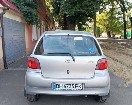 Серый Тойота Ярис, объемом двигателя 1 л и пробегом 201 тыс. км за 3800 $, фото 4 на Automoto.ua