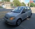 Серый Тойота Ярис, объемом двигателя 1 л и пробегом 201 тыс. км за 3800 $, фото 3 на Automoto.ua