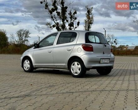 Серый Тойота Ярис, объемом двигателя 1 л и пробегом 271 тыс. км за 3500 $, фото 5 на Automoto.ua