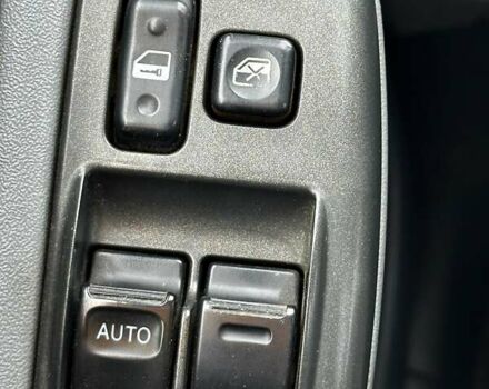 Серый Тойота Ярис, объемом двигателя 1 л и пробегом 271 тыс. км за 3500 $, фото 21 на Automoto.ua