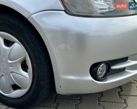 Серый Тойота Ярис, объемом двигателя 1 л и пробегом 271 тыс. км за 3500 $, фото 10 на Automoto.ua