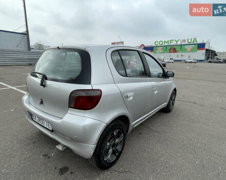 Серый Тойота Ярис, объемом двигателя 1.3 л и пробегом 238 тыс. км за 2999 $, фото 19 на Automoto.ua