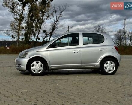 Серый Тойота Ярис, объемом двигателя 1 л и пробегом 271 тыс. км за 3500 $, фото 4 на Automoto.ua