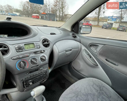 Серый Тойота Ярис, объемом двигателя 1.3 л и пробегом 238 тыс. км за 2999 $, фото 15 на Automoto.ua